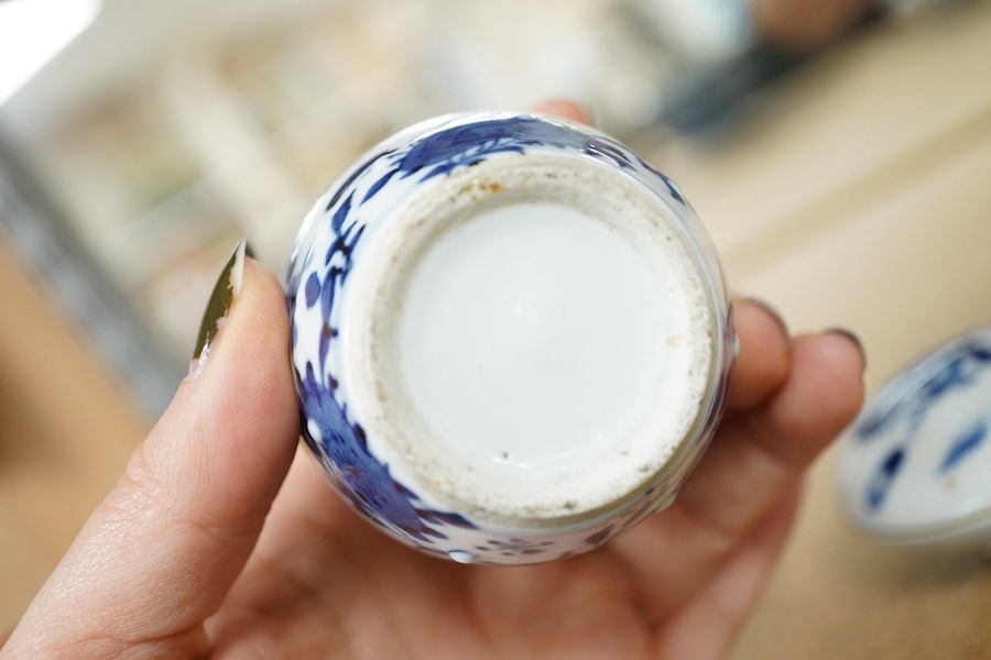 19th/20th century Chinese ceramics to include a pair of blue and white Chinese vases, circular seal box and cover and a snuff bottle with stopper, largest 9.5cm in diameter (6) Condition - mostly good